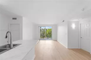 6851 SW 44th St, Miami, FL 33155 - Photo 10