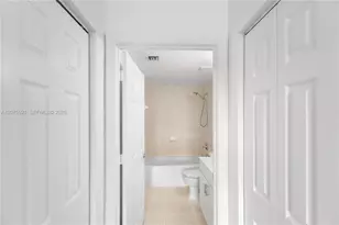 6851 SW 44th St, Miami, FL 33155 - Photo 18