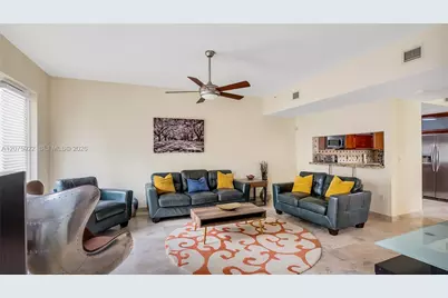 2005 Ocean Walk Ter, Lauderdale by the Sea, FL 33062 - Photo 14