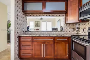 2005 Ocean Walk Terrace, Lauderdale by the Sea, FL 33062 - Photo 22