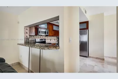 2005 Ocean Walk Ter, Lauderdale by the Sea, FL 33062 - Photo 16