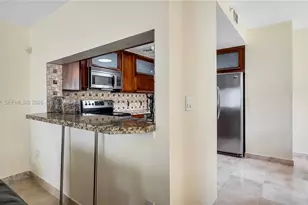 2005 Ocean Walk Terrace, Lauderdale by the Sea, FL 33062 - Photo 16