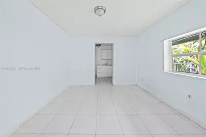 2723 NW 3rd St, Miami, FL 33125 - Photo 18