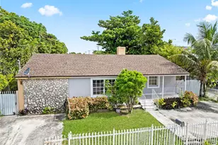2723 NW 3rd St, Miami, FL 33125 - Photo 2