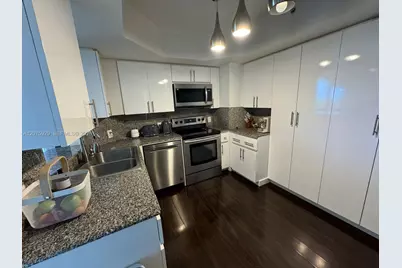 6301 Collins Ave #1606, Miami Beach, FL 33141 - Photo 22