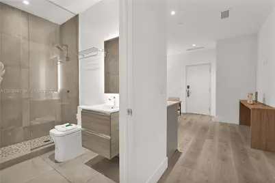 229 SW 9th St #404, Miami, FL 33130 - Photo 36