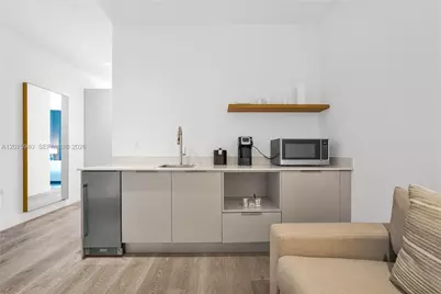 229 SW 9th St #404, Miami, FL 33130 - Photo 14