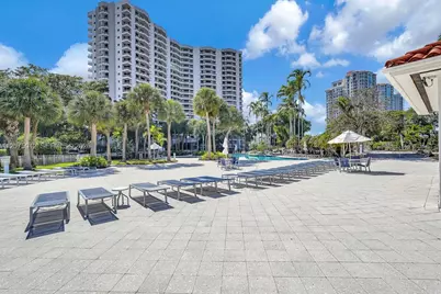 3300 NE 191st St #LP03, Aventura, FL 33180 - Photo 10