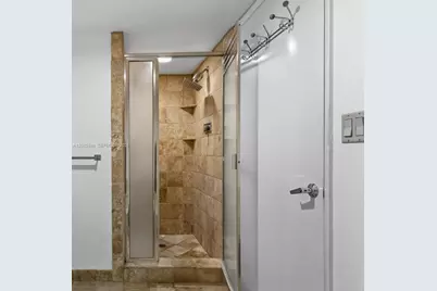 520 Brickell Key Dr #A1902, Miami, FL 33131 - Photo 18