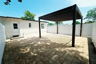 5301 NE 17th Ave, Pompano Beach, FL 33064 - Photo 2