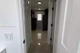2725 SW 25th St, Miami, FL 33133 - Photo 12