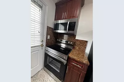 2725 SW 25th St #3, Miami, FL 33133 - Photo 10