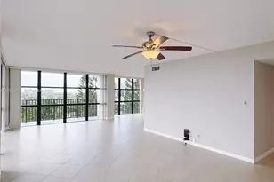 800 Parkview Dr, Hallandale Beach, FL 33009 - Photo 4