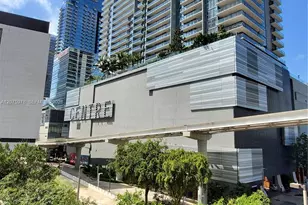 31 SE 6th St, Miami, FL 33131 - Photo 24