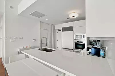 6799 Collins Ave #412, Miami Beach, FL 33141 - Photo 14