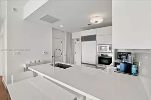 6799 Collins Ave, Miami Beach, FL 33141 - Photo 14