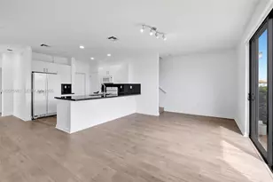 465 NE 194th Terrace, Miami, FL 33179 - Photo 14