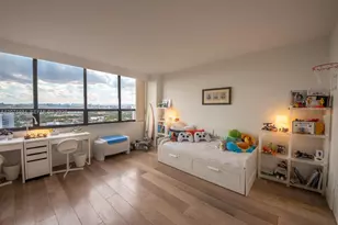 11113 Biscayne Blvd, Miami, FL 33181 - Photo 6