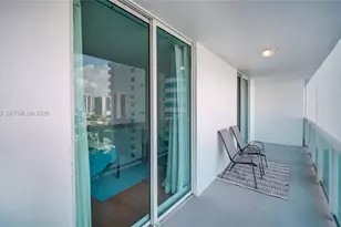 1800 N Bayshore Dr, Miami, FL 33132 - Photo 24