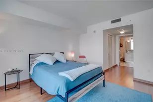 1800 N Bayshore Dr, Miami, FL 33132 - Photo 18