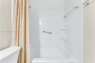 127 NW 108th Ave, Pembroke Pines, FL 33026 - Photo 24