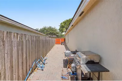 527 SE 31st Ave, Homestead, FL 33033 - Photo 24