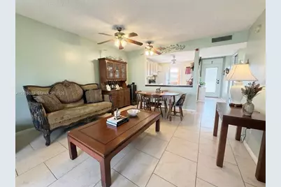 2951 NW 46th Ave #109, Lauderdale Lakes, FL 33313 - Photo 4