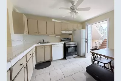 2951 NW 46th Ave #109, Lauderdale Lakes, FL 33313 - Photo 6