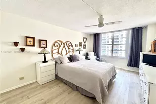 230 174th St, Sunny Isles Beach, FL 33160 - Photo 20