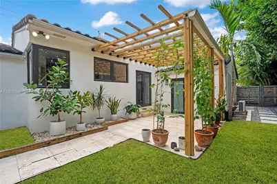 10301 N Miami Ave, Miami Shores, FL 33150 - Photo 28