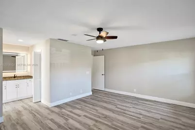 303 SW 28th Av #303, Delray Beach, FL 33445 - Photo 30
