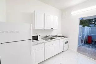500 E 54th St, Hialeah, FL 33013 - Photo 2