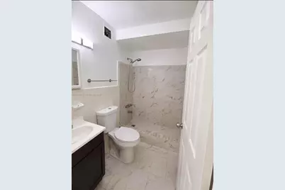 500 E 54th St #B, Hialeah, FL 33013 - Photo 8