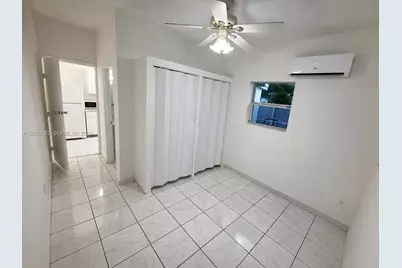 500 E 54th St #B, Hialeah, FL 33013 - Photo 4