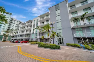 2100 Van Buren St, Hollywood, FL 33020 - Photo 16