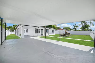 721 Atlantic Ave, Opa-Locka, FL 33054 - Photo 10
