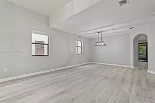 633 SE 35th Ter, Homestead, FL 33033 - Photo 6