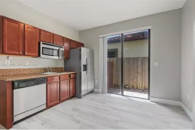 633 SE 35th Ter, Homestead, FL 33033 - Photo 20
