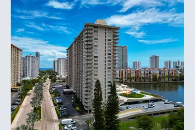 250 174th St #2304, Sunny Isles Beach, FL 33160 - Photo 32