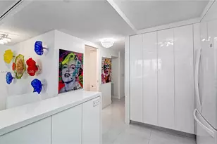 1717 N Bayshore Dr, Miami, FL 33132 - Photo 18