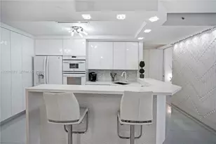 1717 N Bayshore Dr, Miami, FL 33132 - Photo 28