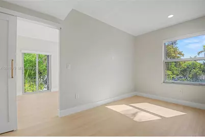 694 NE 76th St #3, Miami, FL 33138 - Photo 10