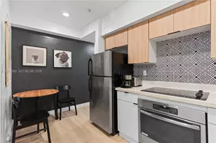 810 7th St, Miami Beach, FL 33139 - Photo 4