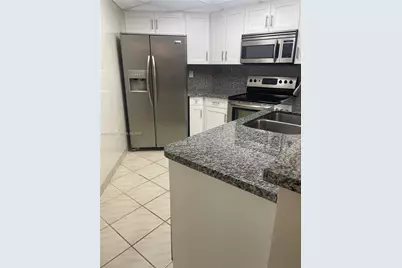 10249 NW 9th St Cir #108-8, Miami, FL 33172 - Photo 4