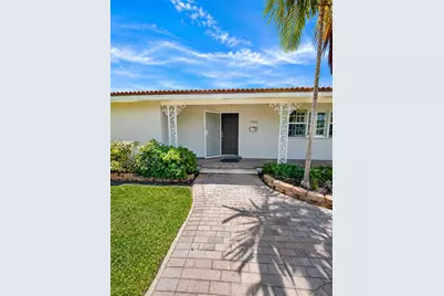 1030 NE 107th St #1030, Miami Shores, FL 33161 - Photo 4