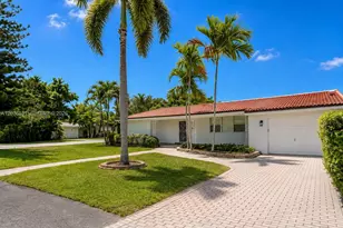 1030 NE 107th St, Miami Shores, FL 33161 - Photo 2