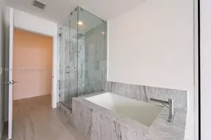 480 NE 31st St, Miami, FL 33137 - Photo 8