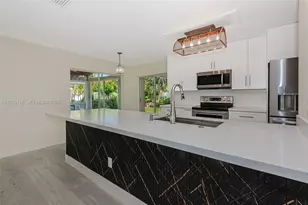 1984 NW 179th Ave, Pembroke Pines, FL 33029 - Photo 10