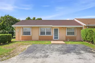 15378 SW 69th Ln, Miami, FL 33193 - Photo 2
