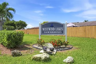 15378 SW 69th Ln, Miami, FL 33193 - Photo 4